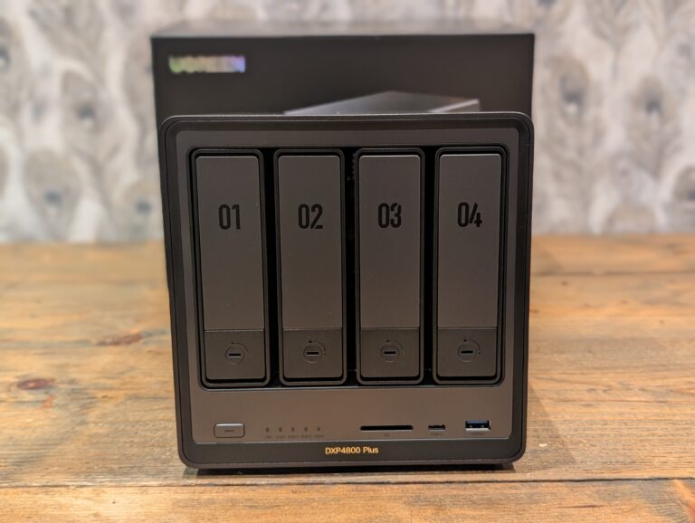 Ugreen NASync DXP4800 Plus Review – A Powerful 10GbE NAS That Challenges the Market Leaders
