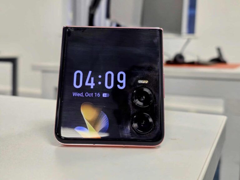 Infinix Zero Flip Review