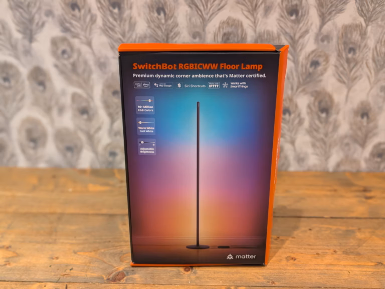 SwitchBot RGBICWW Floor Lamp Review – Corner Ambience Lamp with Matter